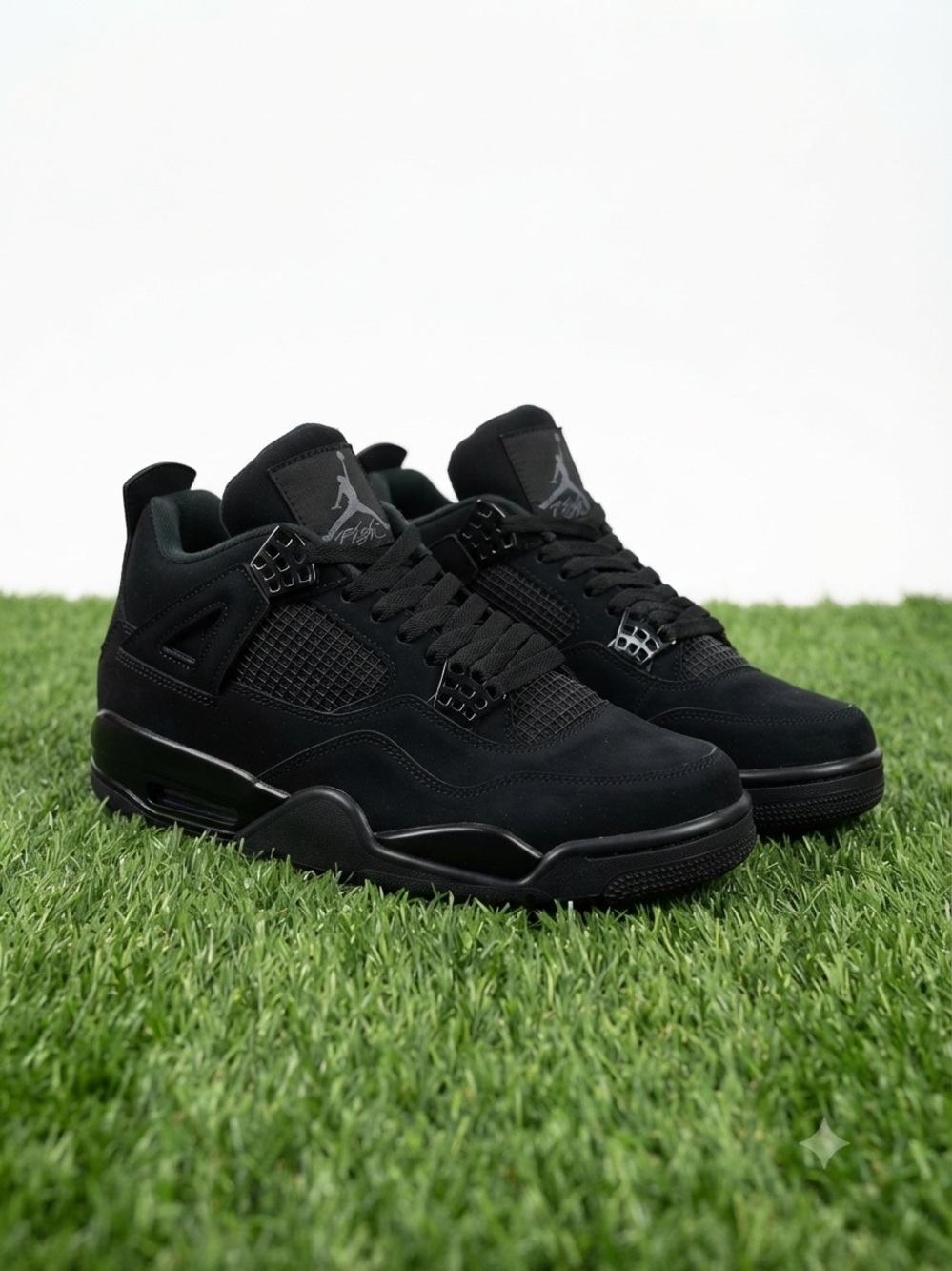 Jordan Retro 4 - Picture 2 of 2